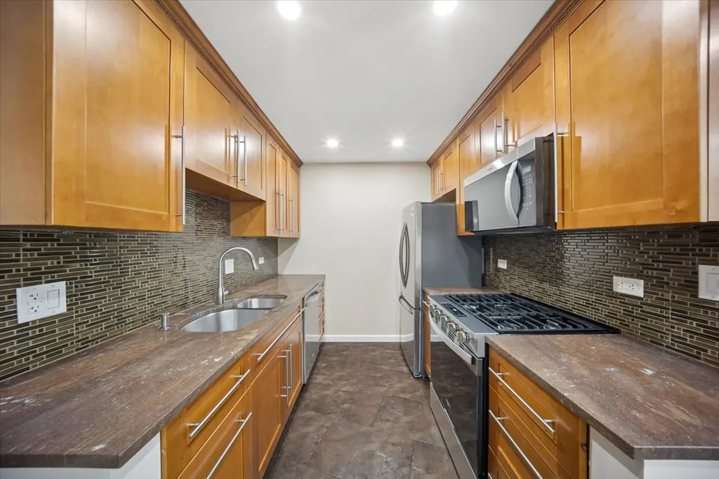 244 East Bailey Road Naperville IL 60565