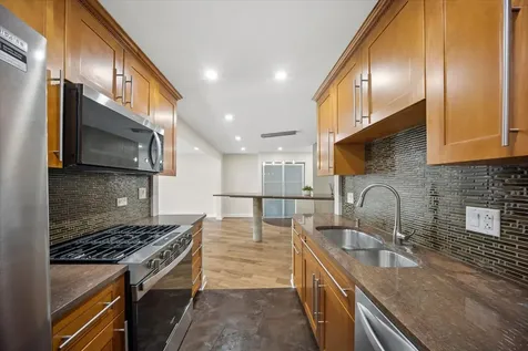 244 East Bailey Road Naperville IL 60565