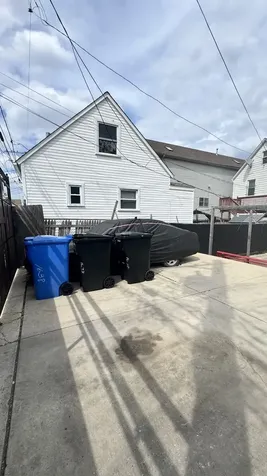 1638 North Campbell Avenue Chicago IL 60647