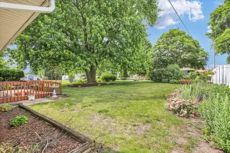 106 West Willow Street Fairbury IL 61739