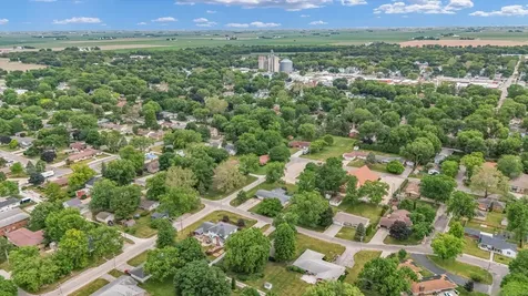 106 West Willow Street Fairbury IL 61739