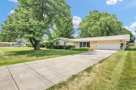 106 West Willow Street Fairbury IL 61739