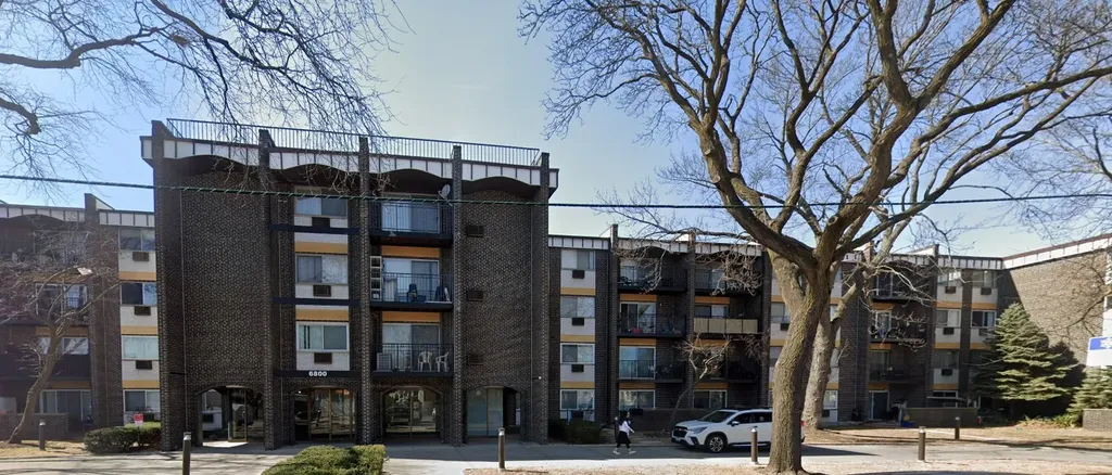 6800 North California Avenue Chicago IL 60645
