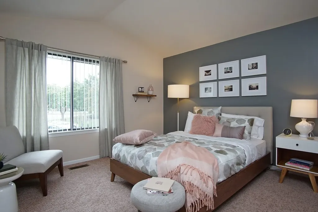 1627 Westminster Drive Naperville IL 60563