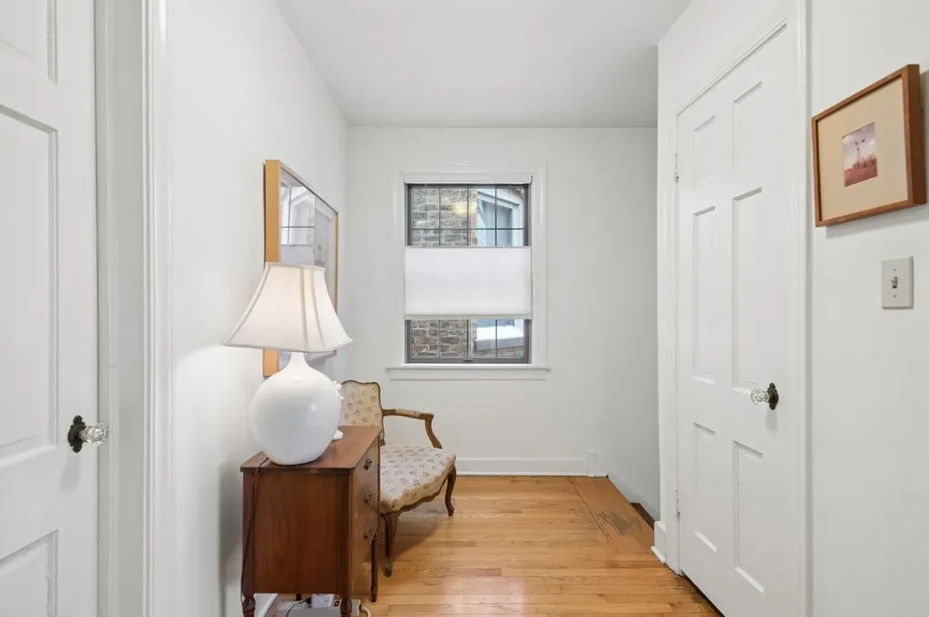 5723 North Saint Louis Avenue Chicago IL 60659