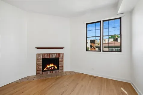 5723 North Saint Louis Avenue Chicago IL 60659