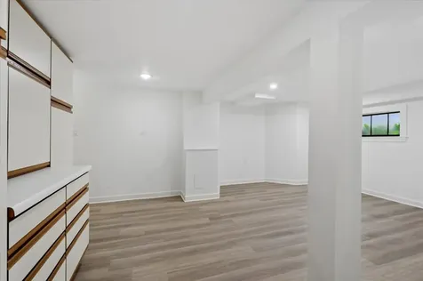 5723 North Saint Louis Avenue Chicago IL 60659