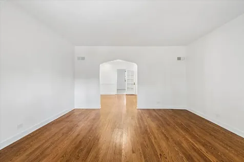 5723 North Saint Louis Avenue Chicago IL 60659