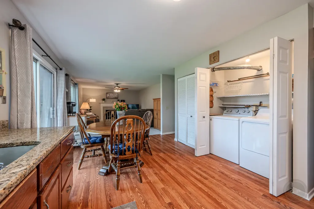 30w071 Elmwood Court Warrenville IL 60555