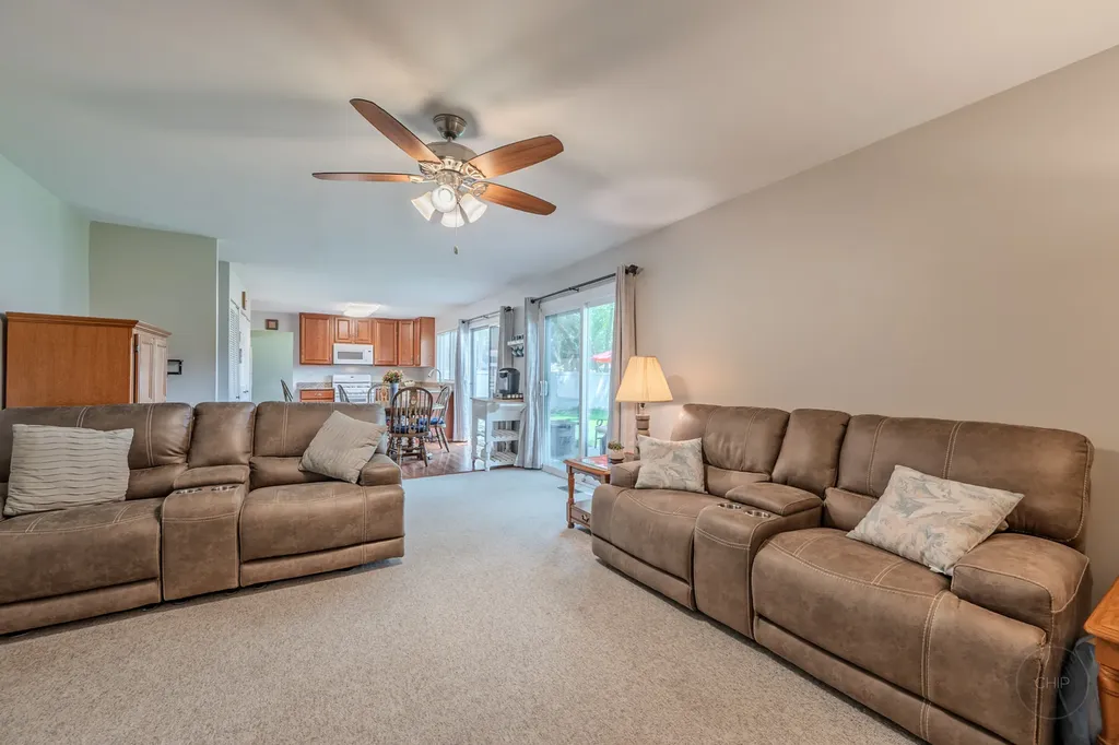 30w071 Elmwood Court Warrenville IL 60555