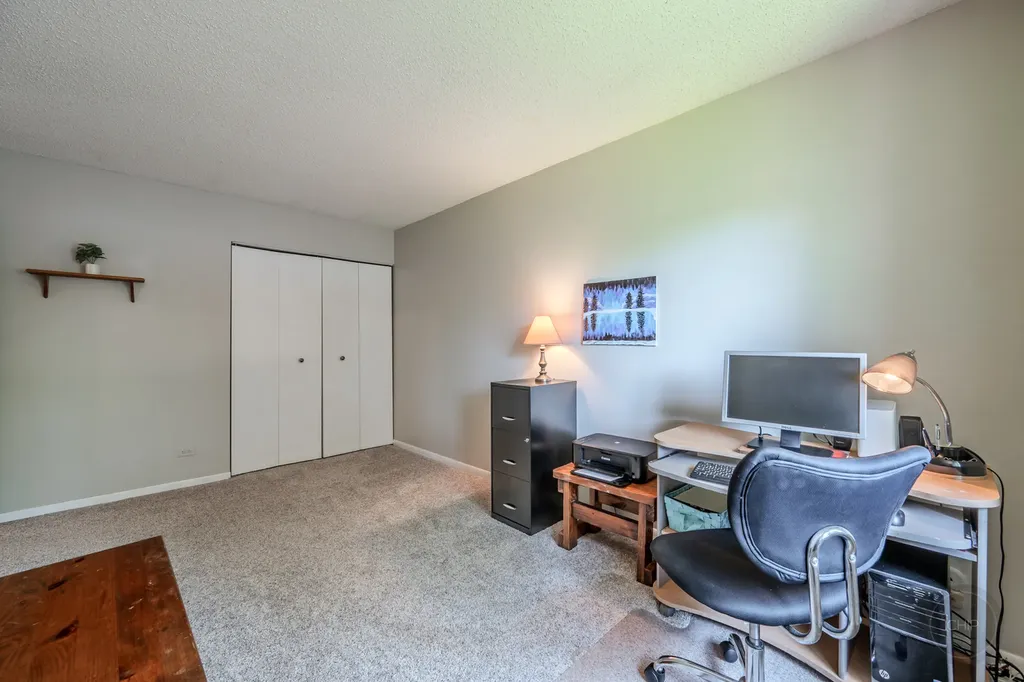 30w071 Elmwood Court Warrenville IL 60555