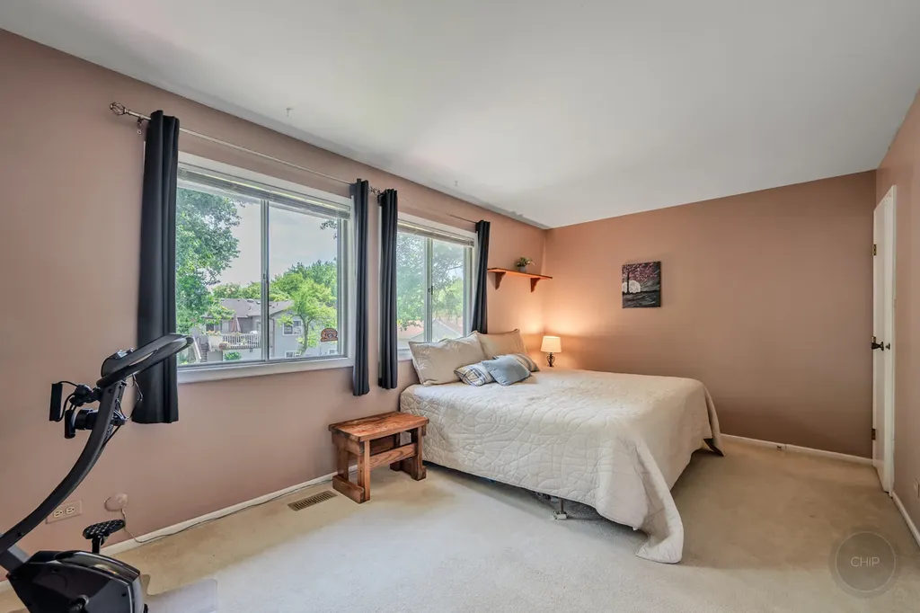 30w071 Elmwood Court Warrenville IL 60555