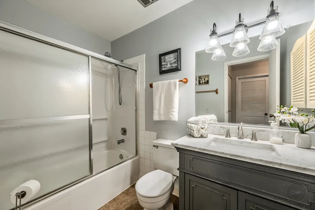 30w071 Elmwood Court Warrenville IL 60555