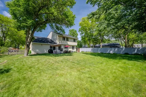 30w071 Elmwood Court Warrenville IL 60555