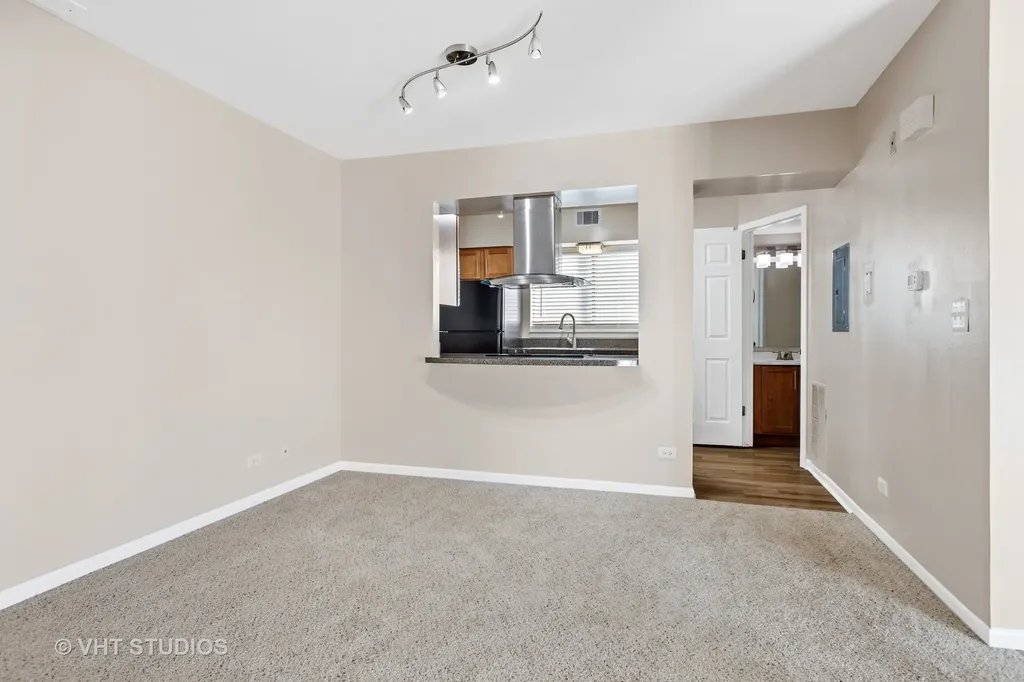1637 Westminster Drive Naperville IL 60563