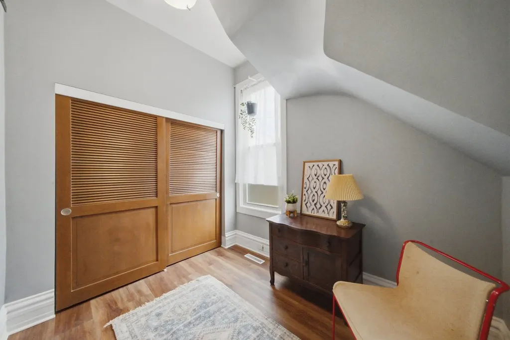 3141 North Richmond Street Chicago IL 60618