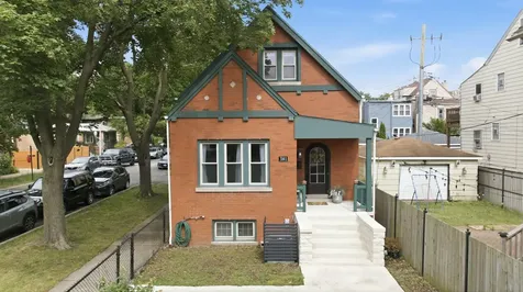 3141 North Richmond Street Chicago IL 60618