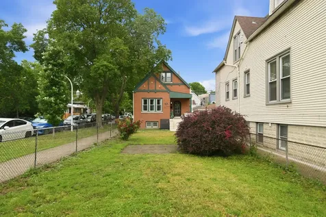 3141 North Richmond Street Chicago IL 60618