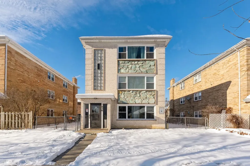 856 East Capri Drive Palatine IL 60074