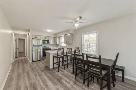 856 East Capri Drive Palatine IL 60074