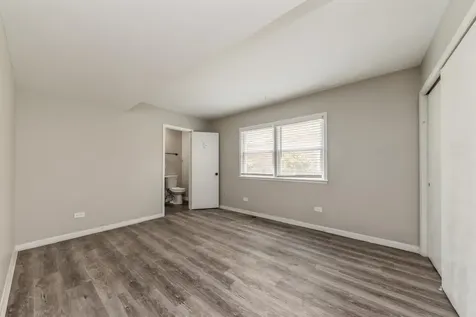 856 East Capri Drive Palatine IL 60074