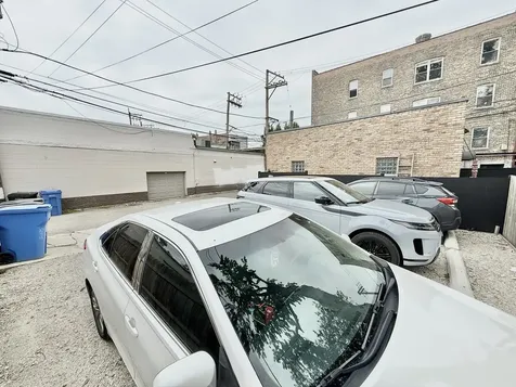 2915 West Mclean Avenue Chicago IL 60647