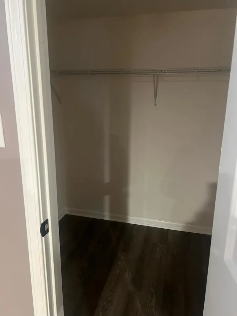 5749 West 63rd Place Chicago IL 60638