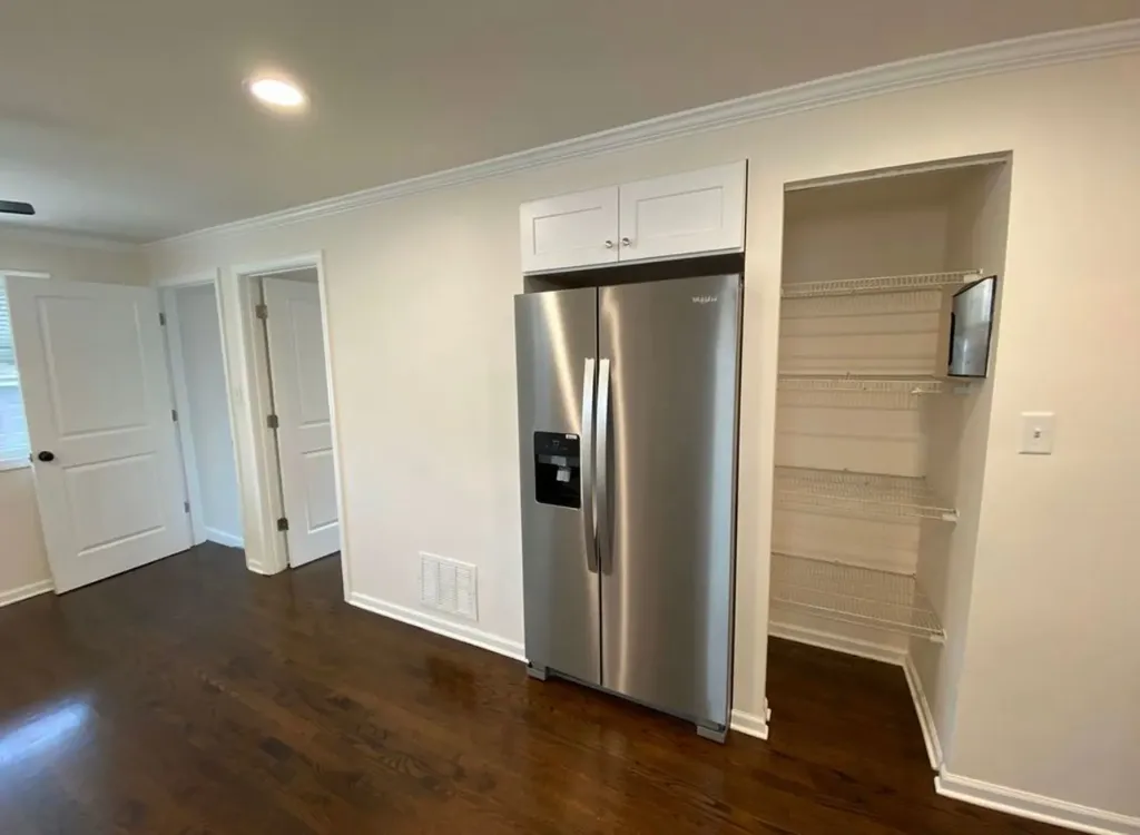 5749 West 63rd Place Chicago IL 60638
