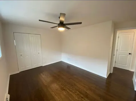 5749 West 63rd Place Chicago IL 60638