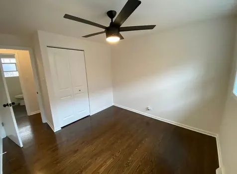 5749 West 63rd Place Chicago IL 60638
