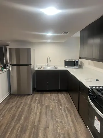 5749 West 63rd Place Chicago IL 60638