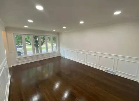 5749 West 63rd Place Chicago IL 60638