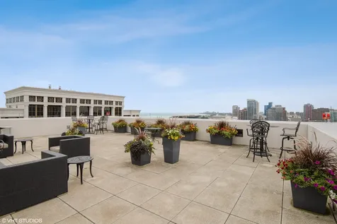 1322 South Prairie Avenue Chicago IL 60605