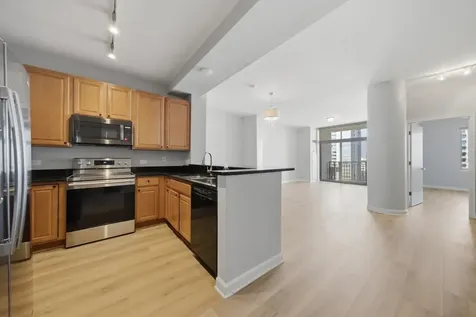 1322 South Prairie Avenue Chicago IL 60605