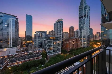 1322 South Prairie Avenue Chicago IL 60605