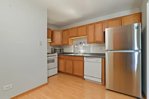5337 Waterbury Court Crestwood IL 60418