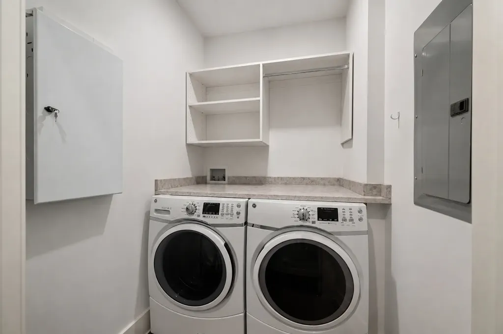 3016 West Belmont Avenue Chicago IL 60618