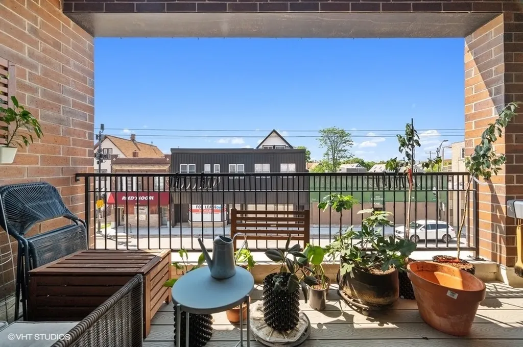 3016 West Belmont Avenue Chicago IL 60618