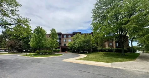 2050 Valencia Drive Northbrook IL 60062