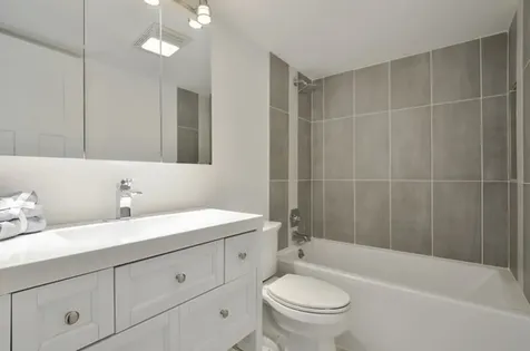 2050 Valencia Drive Northbrook IL 60062