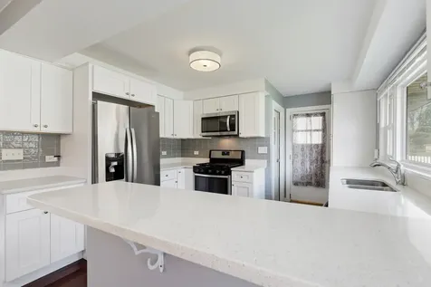 1807 Glenwood Avenue Joliet IL 60435