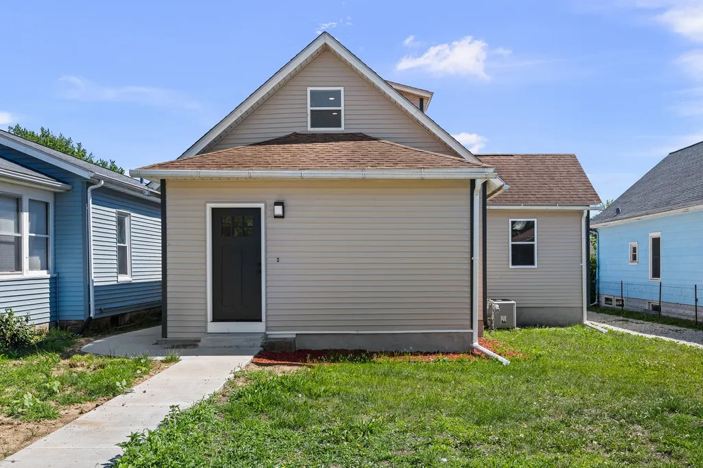 2010 3Y Avenue East Moline IL 61244
