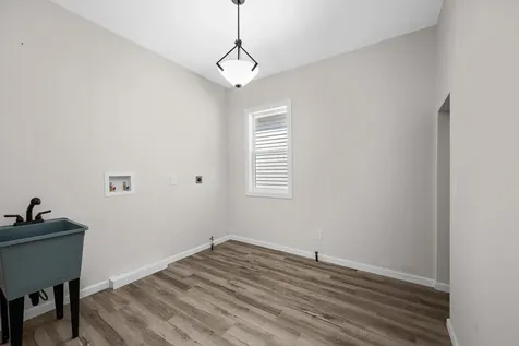 2010 3Y Avenue East Moline IL 61244
