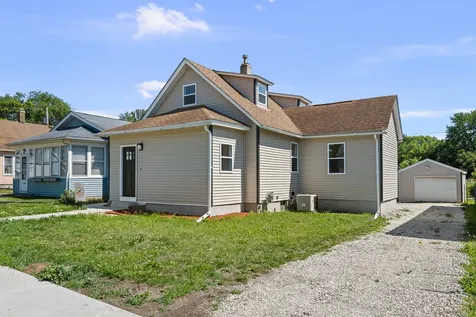 2010 3Y Avenue East Moline IL 61244