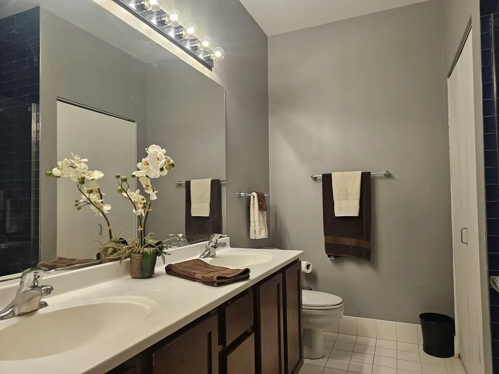 2323 West Pershing Road Chicago IL 60609
