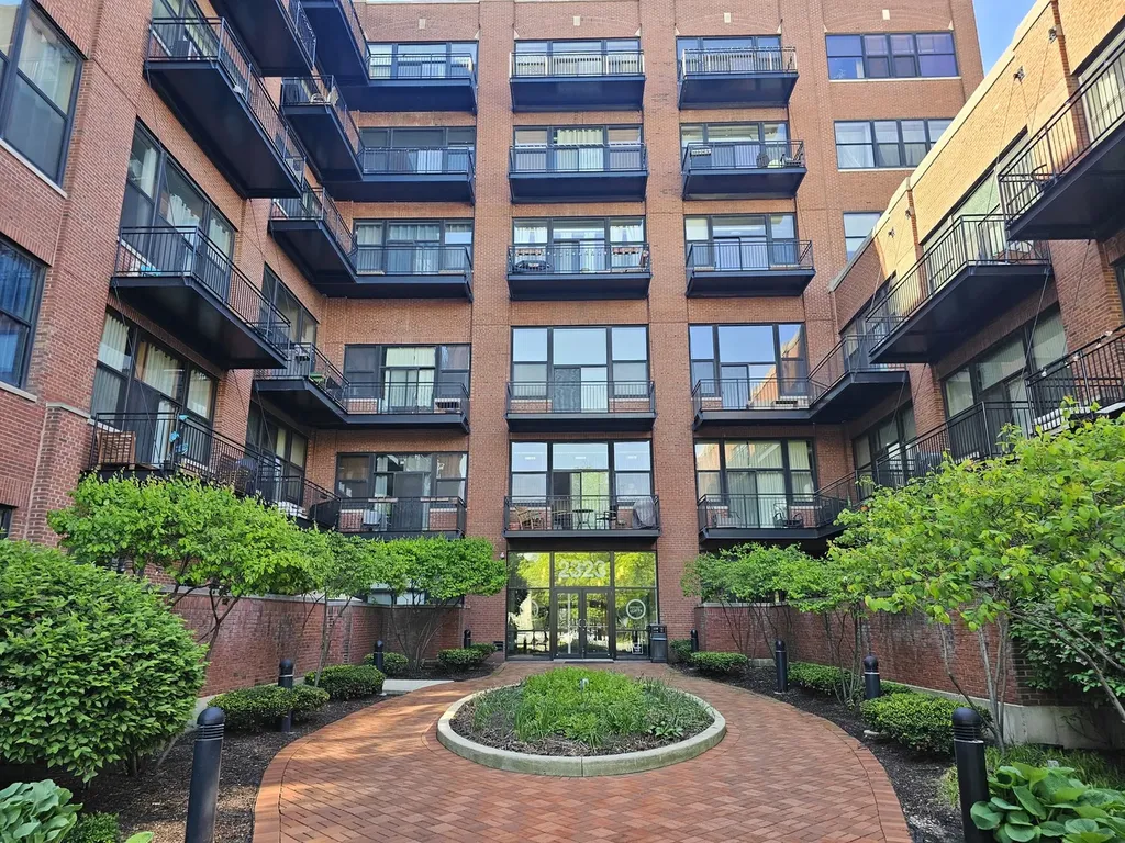 2323 West Pershing Road Chicago IL 60609
