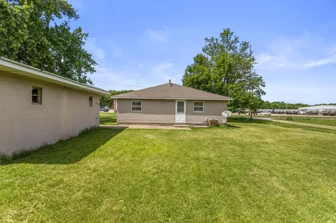 401 Woodworth Drive Tolono IL 61880