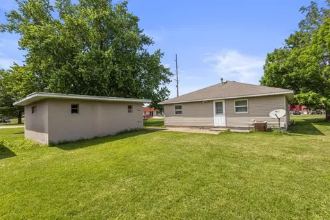 401 Woodworth Drive Tolono IL 61880