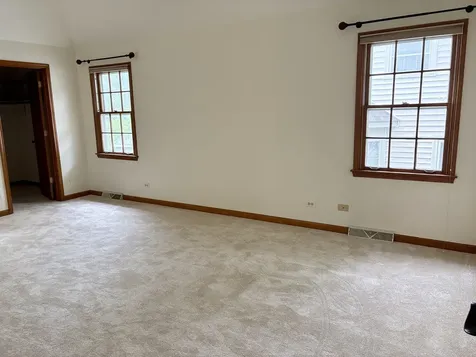 244 Knoll Street Wheaton IL 60187