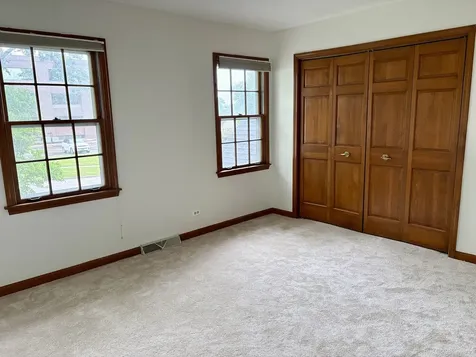 244 Knoll Street Wheaton IL 60187
